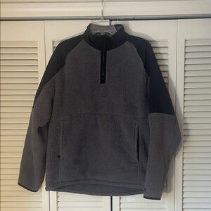 Outerknown Gray Fleece pull over 1/4 zip Sz M black shoulders zip kangaroo